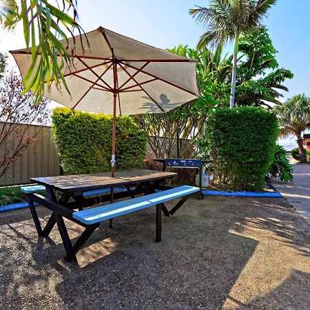Riviera Motel Bundaberg Kültér fotó