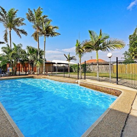 Riviera Motel Bundaberg Kültér fotó