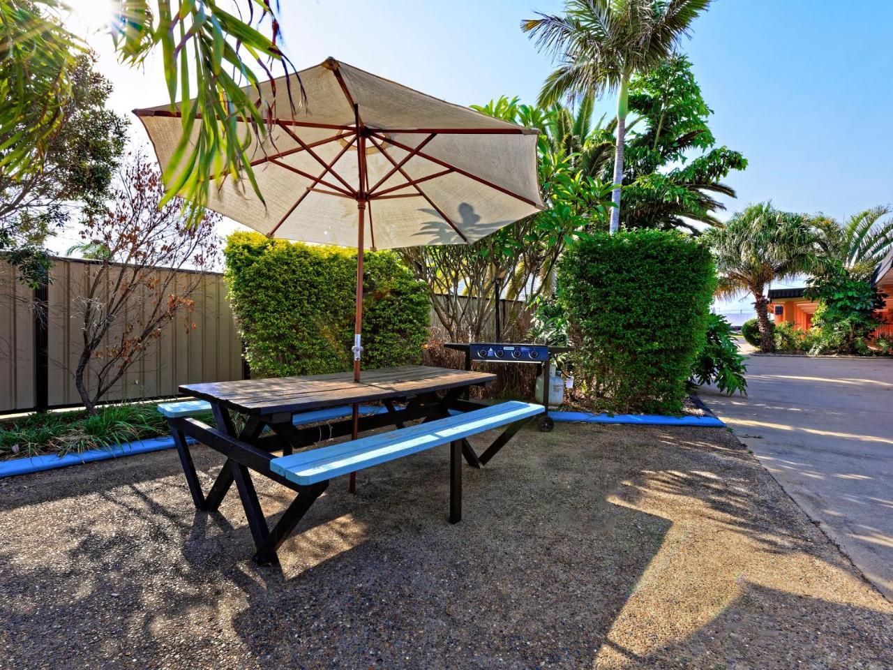 Riviera Motel Bundaberg Kültér fotó